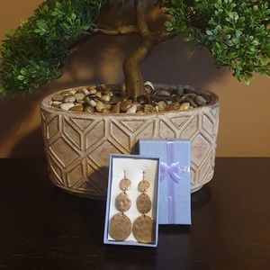 Gold Hammered Circle drop earrings